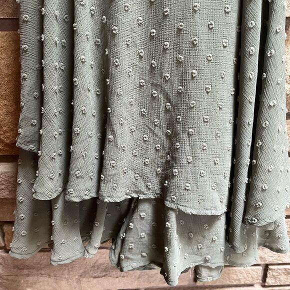 Altar’d State Haisley Layered Crossover Romper Sage Green Swiss Dot XL - Picture 11 of 14